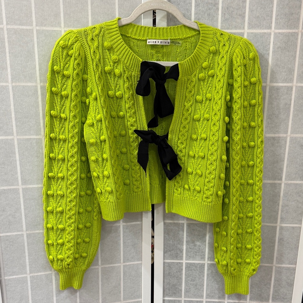 Alice + Olivia Kitty Puff Sleeve Lime Green Sweater Bow Detail Wool Blend - Picture 3 of 9